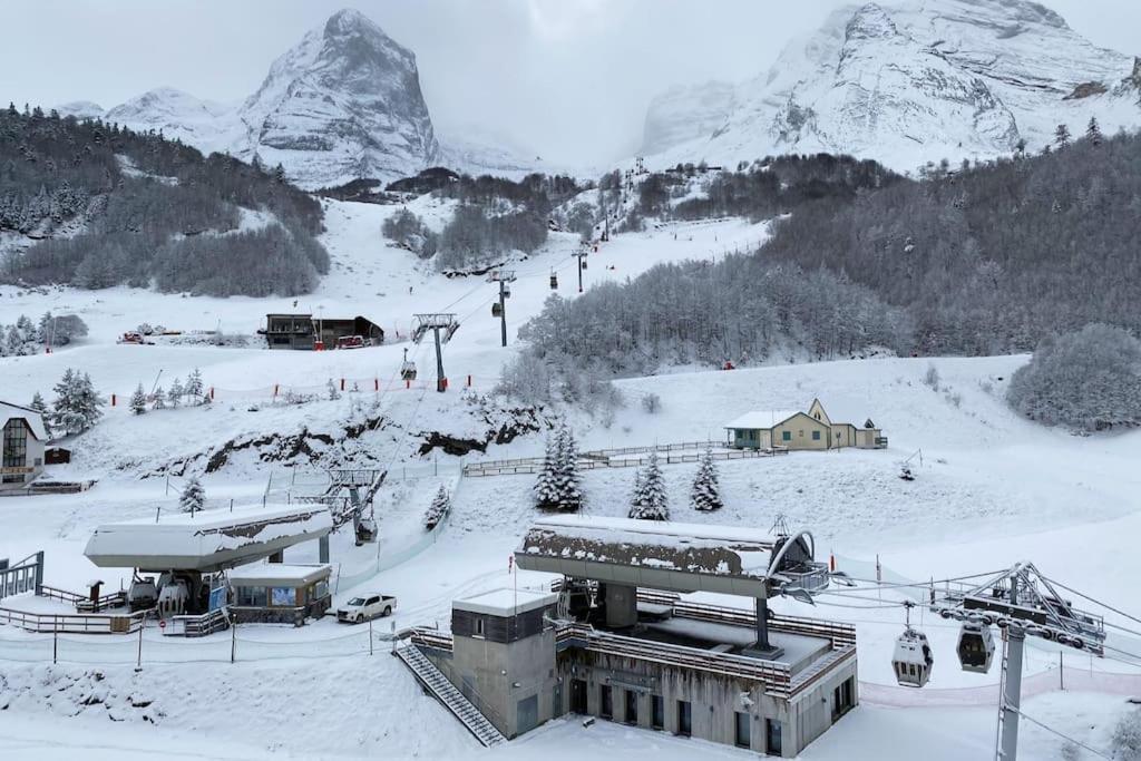 Appartement 6 Personnes Aux Pieds Des Pistes Gourette Exterior foto